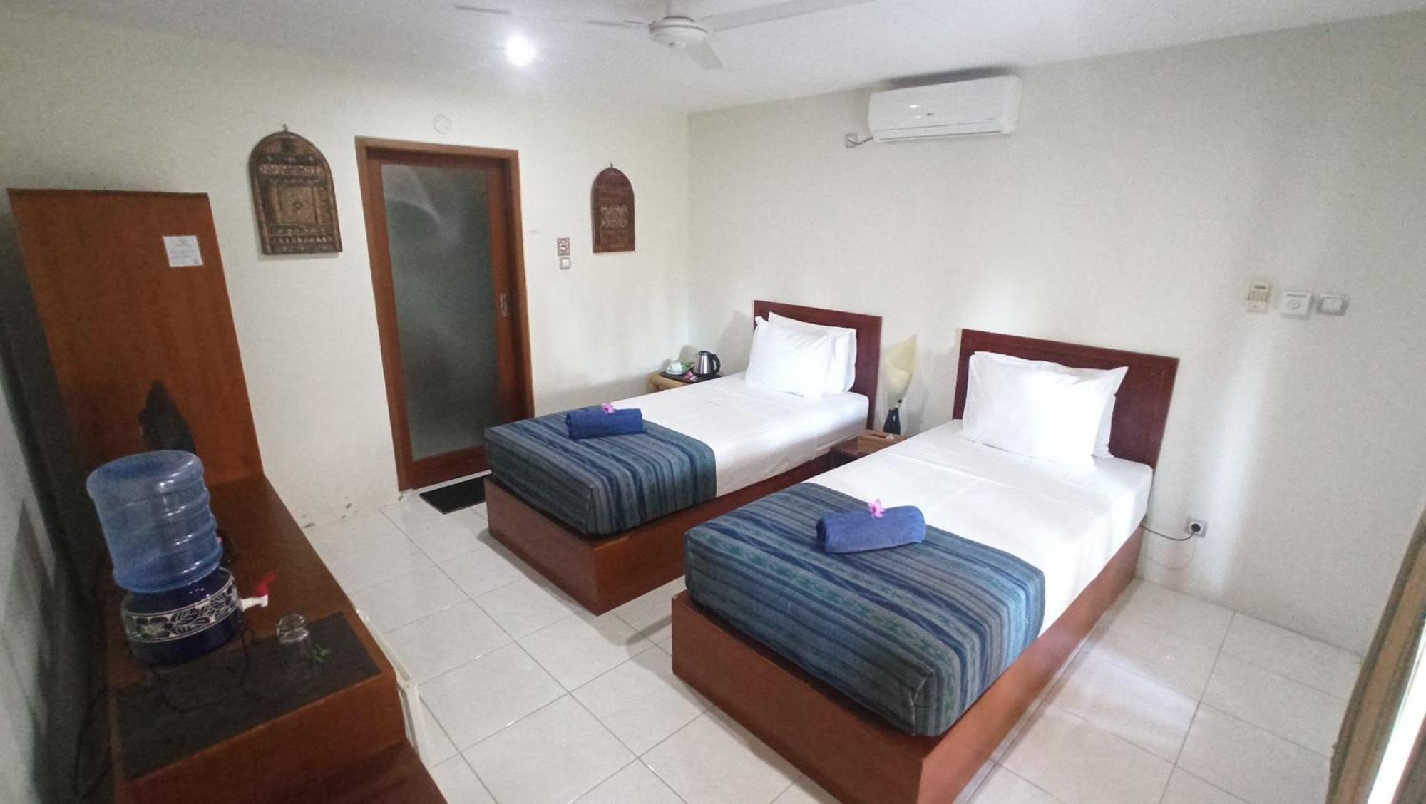 Mama Bella'S Retreat Bed & Breakfast Senggigi Oda fotoğraf